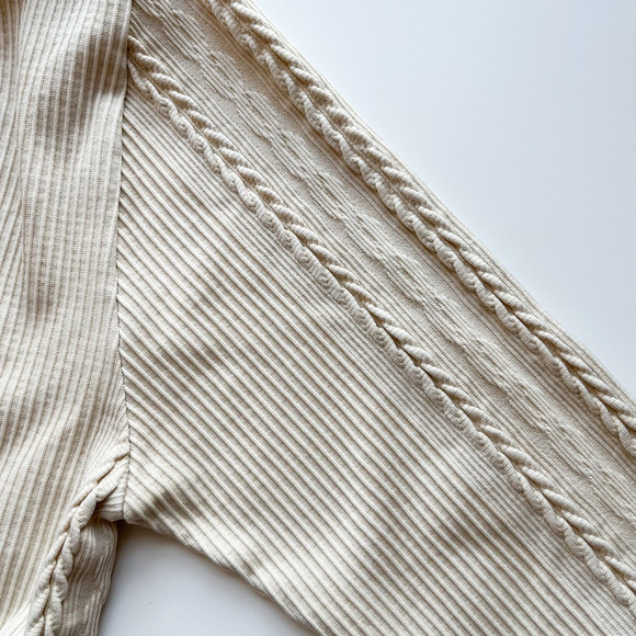 OFFLINE Aerie Seamless Cable Square Neck T-Shirt Stretch Womens Medium Soft Oat - Picture 12 of 13